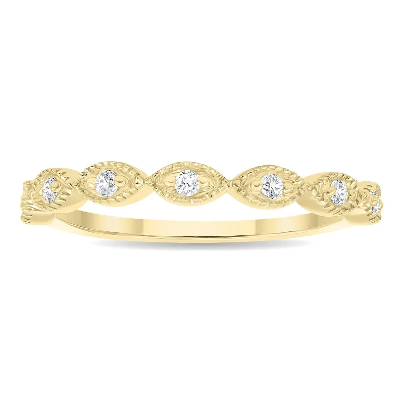 Women's 1/10 Carat TW Diamond Wedding Band in 10K Yellow Gold