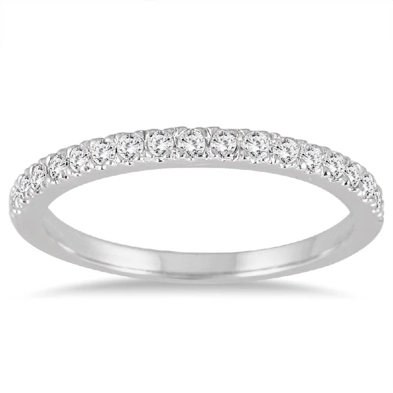 1/3 Carat TW Diamond Wedding Band in 14K White Gold