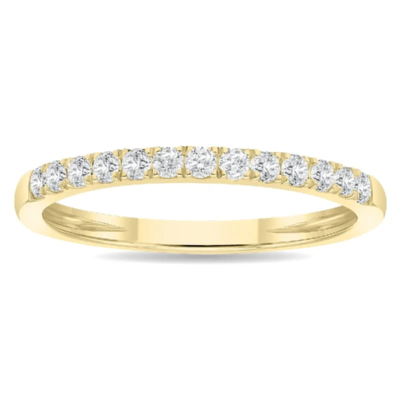 1/4 Carat TW 2MM Round Diamond Wedding Band in 10K Yellow Gold