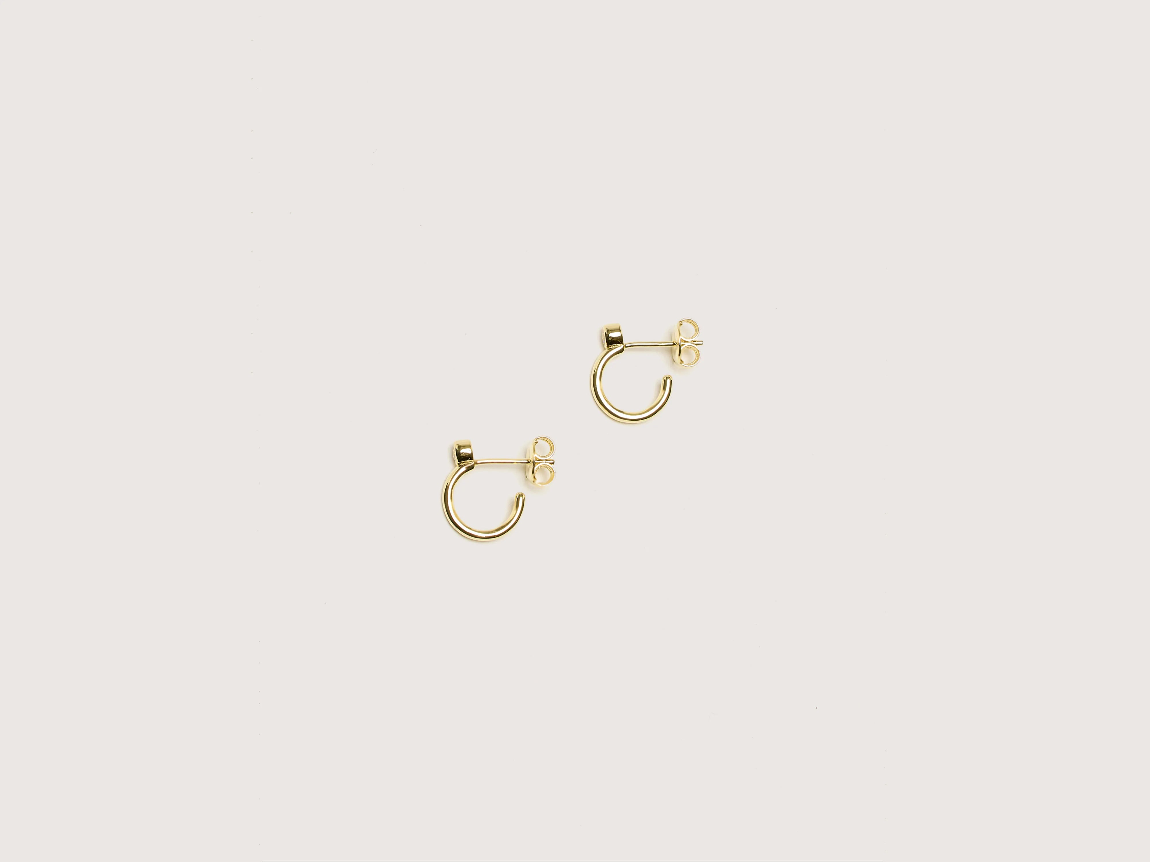 Odette Mini Hook Earrings (251 / W / GOLD)