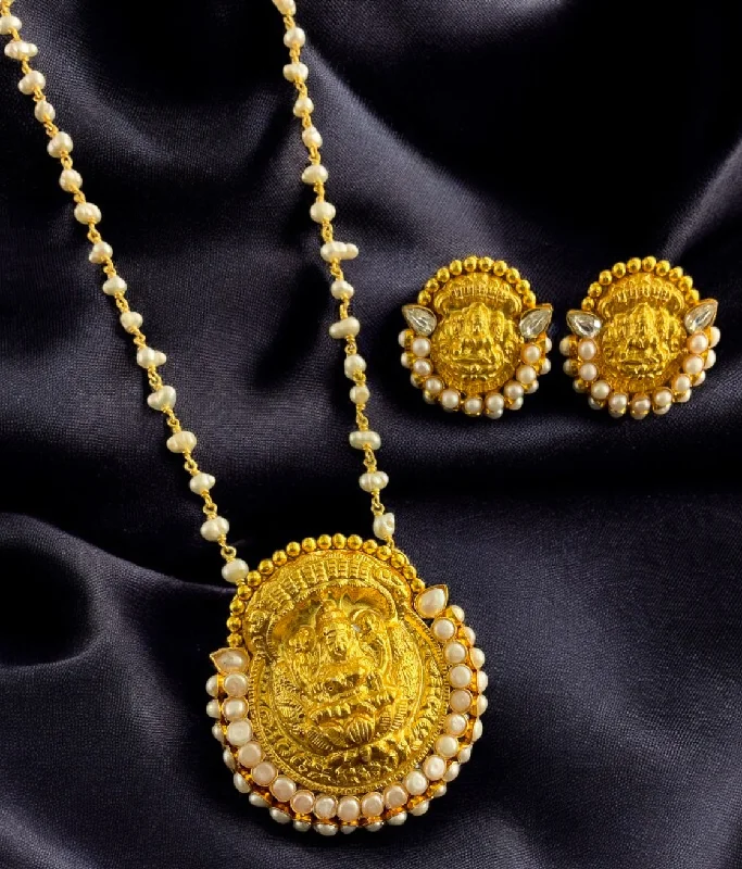 The Abhata Silver Lakshmi Pearl Necklace & Earrings