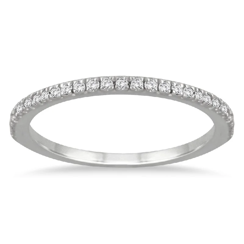 1/6 Carat TW Diamond Wedding Band in 14K White Gold