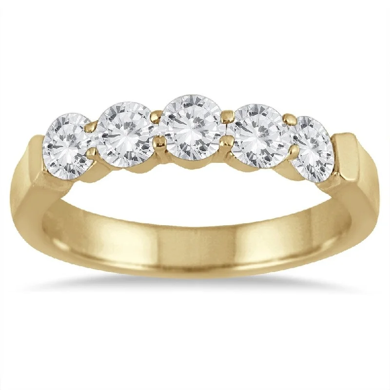 1 Carat TW Five Stone Diamond Wedding Band in 14K Yellow Gold