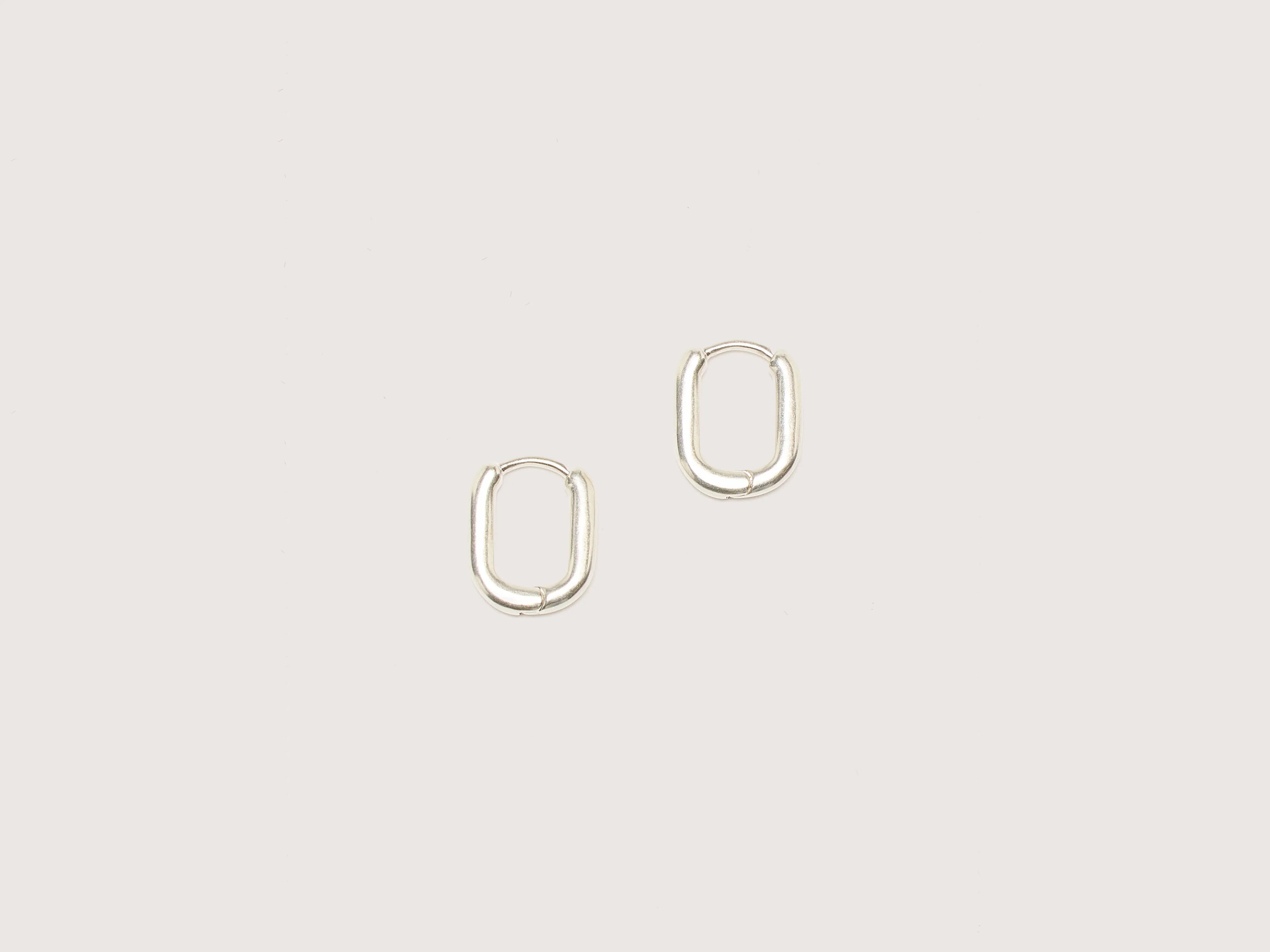 Oblong Silver Earrings (242 / W / SILVER)