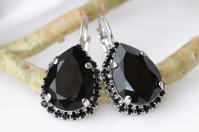 BLACK EARRINGS