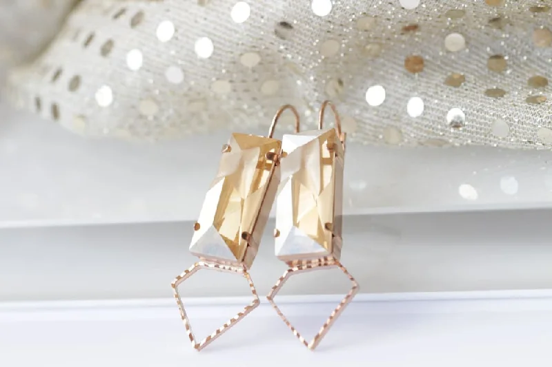 CHAMPAGNE EARRINGS