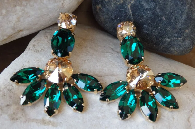 Emerald cluster earrings