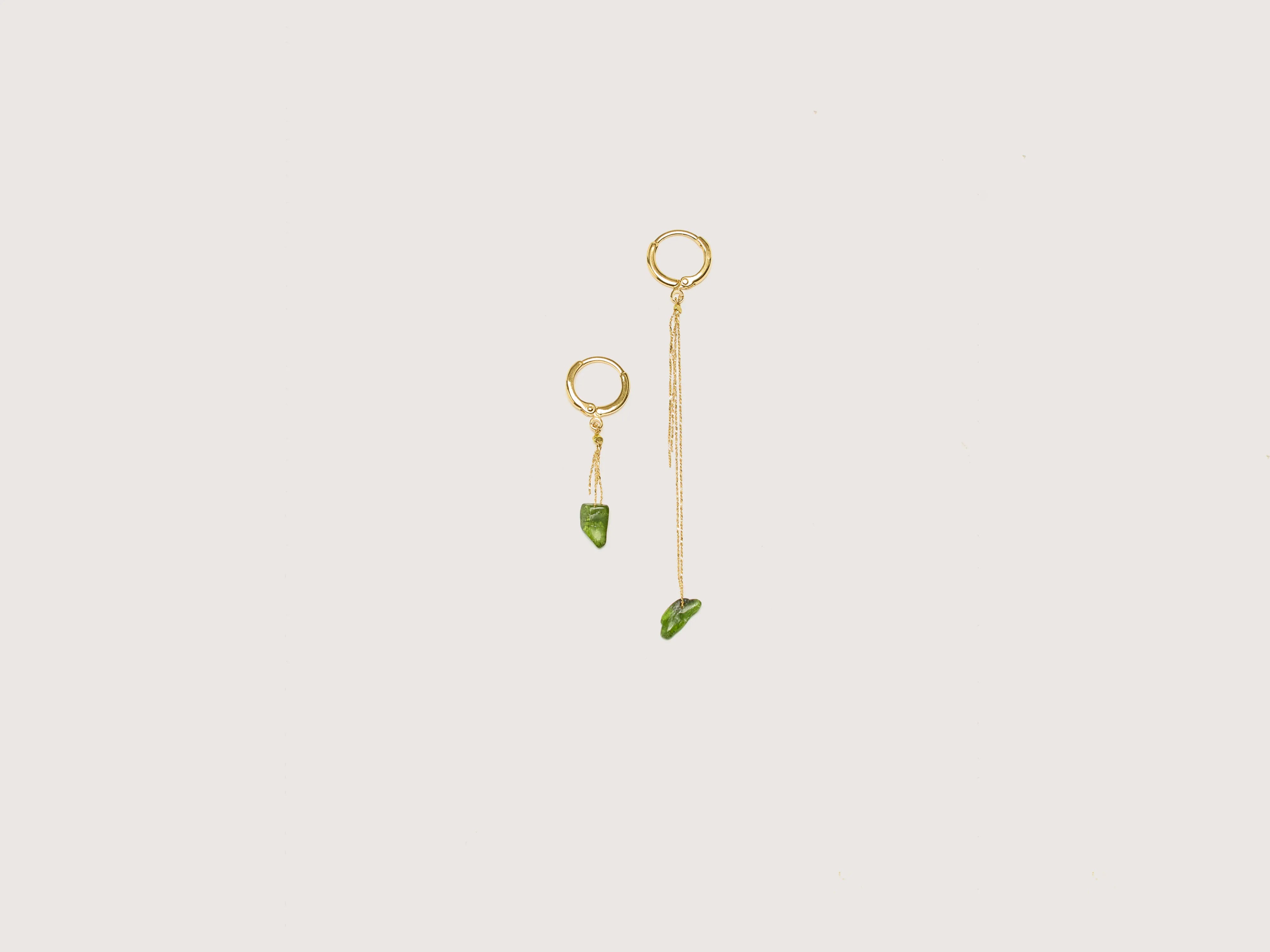 Lya Asymmetric Earrings (242 / W / GOLD)