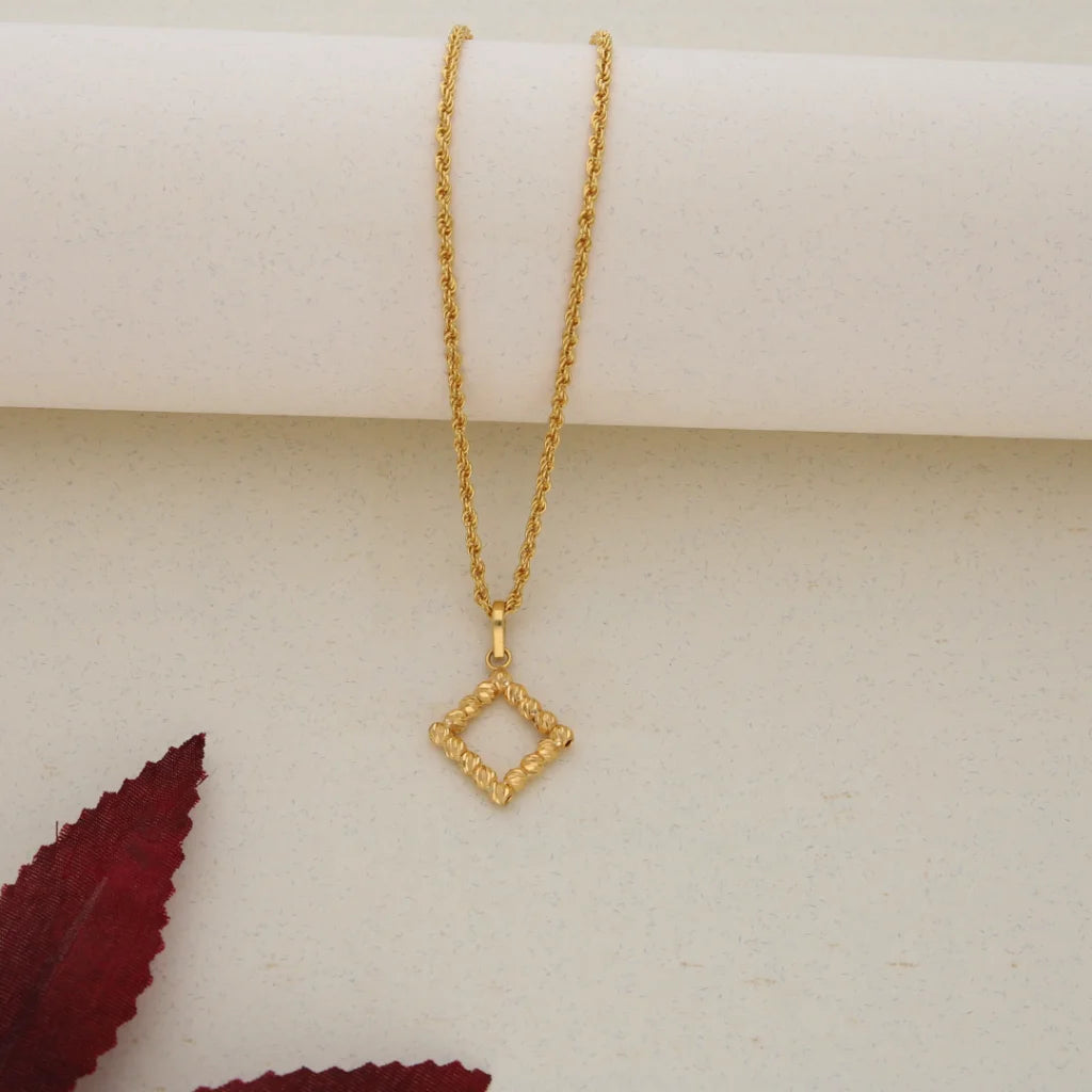 Gold Necklace (Chain with Gold Square Shaped Pendant) 21KT - FKJNKL21K7688