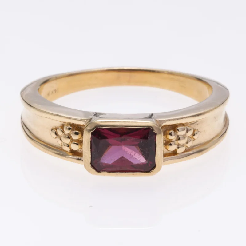 14K Yellow Gold Pyrope Garnet Ring | 1.40ctw | SZ 9