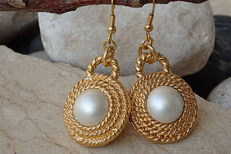 Ivory Pearl Earrings